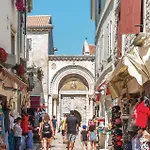 1 Bedroom Stunning In * Poreč
